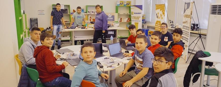 Робоклуб „Хелиос“ стартира новия сезон!