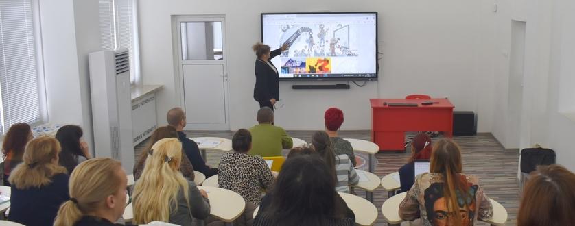 Две успешни обучения в СУ „Любен Каравелов“ по проект AI-GREENER