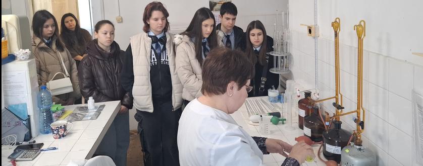 Ученици от СУ „Любен Каравелов“ отбелязаха Световния ден на водата с образователно посещение