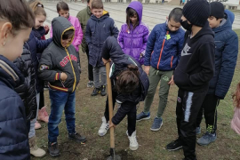 Дървото като символ за надежда за моето утре, за по-добро бъдеща в свободна България.