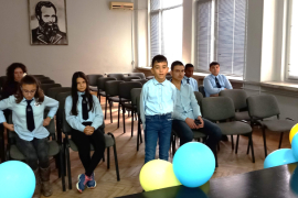 Речеви и комуникативни умения на английски език
