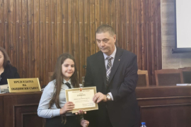 Общински съвет град Добрич награди най-добрите ученици на Добрич