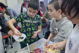 Предколеден следобед с аромат на канела и усмивки – празник на VА клас