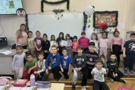 Конкурс за най-хубаво украсена коледна стая и най-добре ръчно изработена коледна играчка.