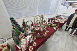 Коледен благотворителен базар в СУ „Любен Каравелов“, гр. Добрич ????