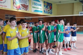 Отборът по волейбол (юноши XI–XII клас) на СУ „Любен Каравелов“ – град Добрич завоюва трето място в Общинските ученически игри.