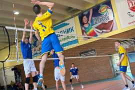 Отборът по волейбол (юноши XI–XII клас) на СУ „Любен Каравелов“ – град Добрич завоюва трето място в Общинските ученически игри.