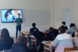 Урок по дебати вдъхнови учениците от IX „а“ клас