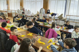 Вълнуващ великденски ден за първокласниците в читалището