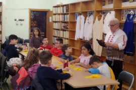 Вълнуващ великденски ден за първокласниците в читалището